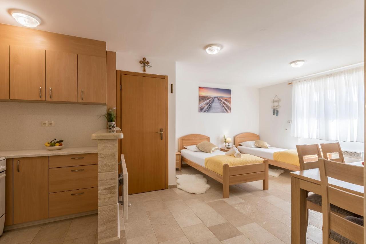 Villa Loza - Resort Moja Stina Seoca Экстерьер фото